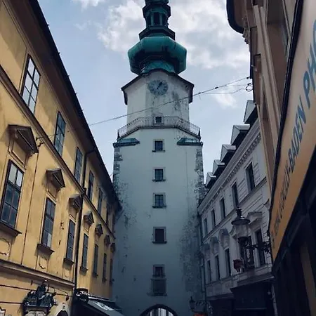 Center - Blue *